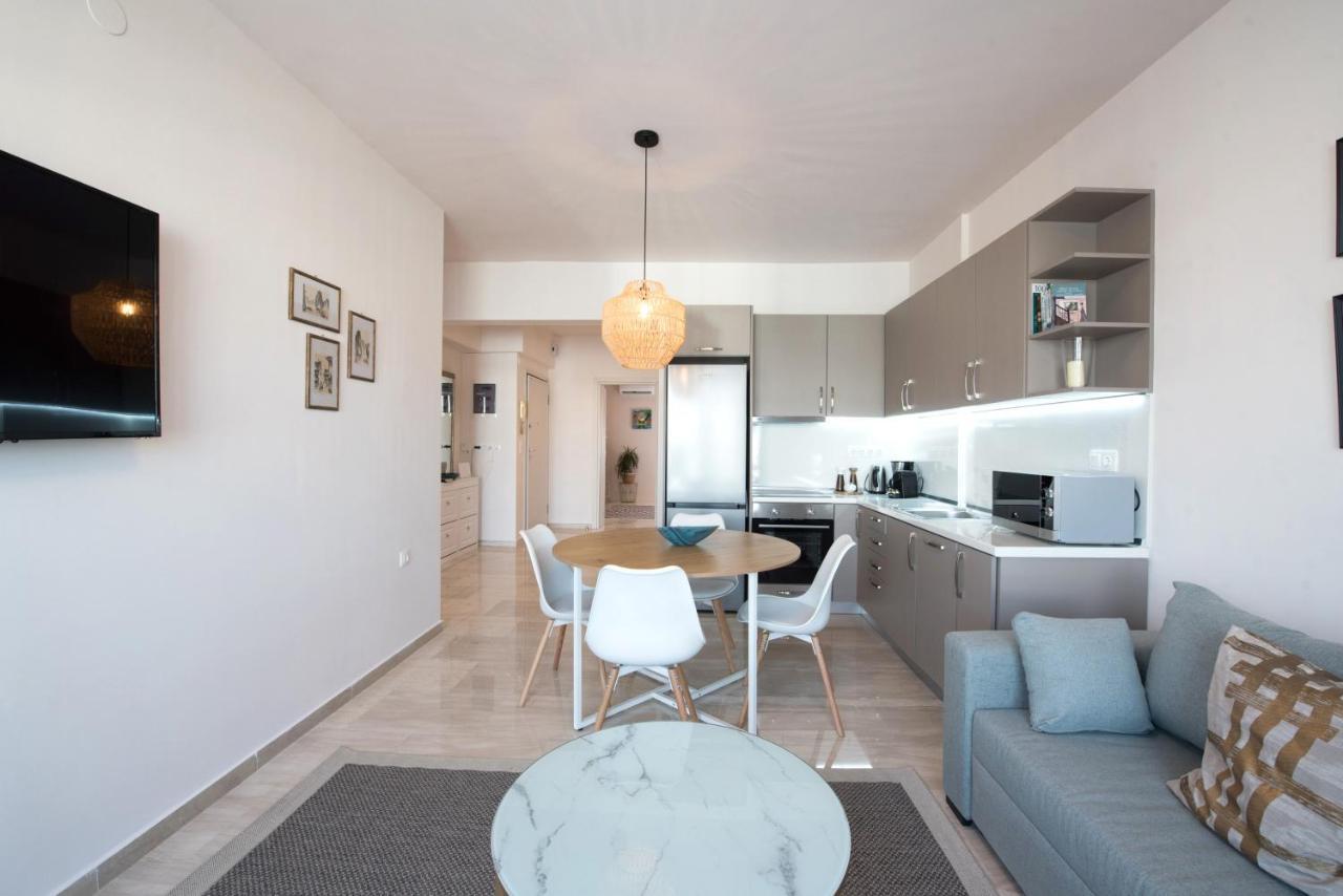 Daphne By Halu! : Downtown Family Penthouse Apartment Thessaloniki Exterior photo